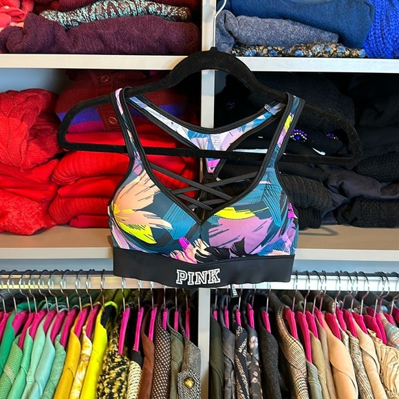 PINK Ultimate black with flower print racerback sports bra size S NWOT - Picture 1 of 3